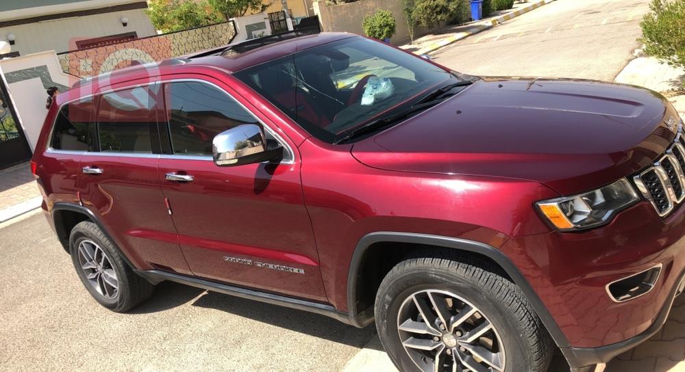 جيب جراند شيروكي